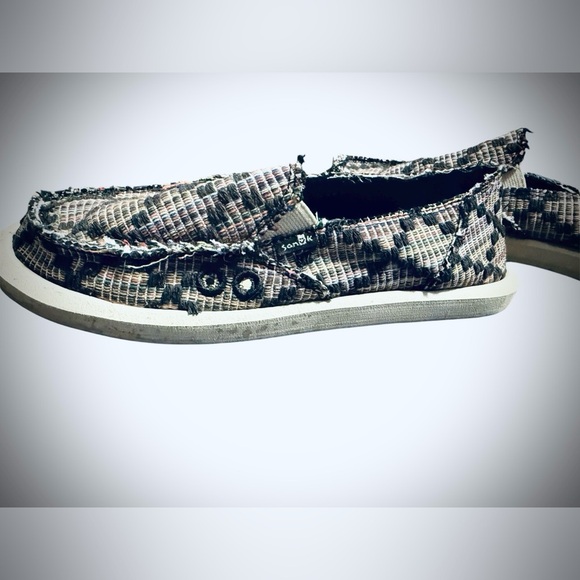 Sanuk Multicolored Casual Slip-Ons - Picture 2 of 6